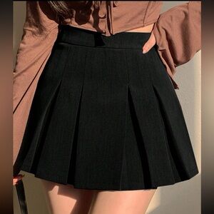 College Style Pleated Skirt